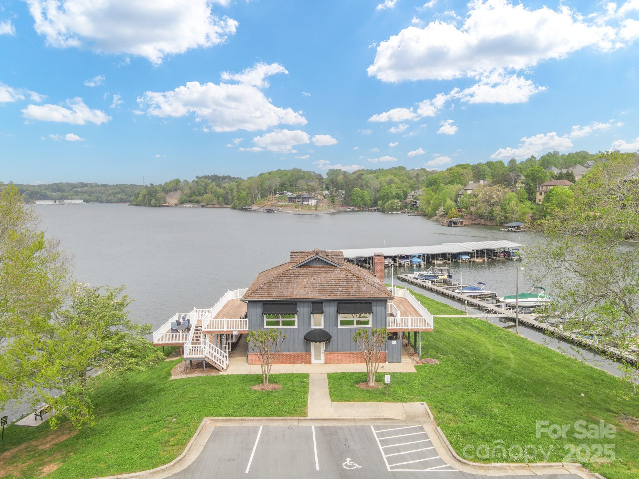 345 41st Avenue Place NW