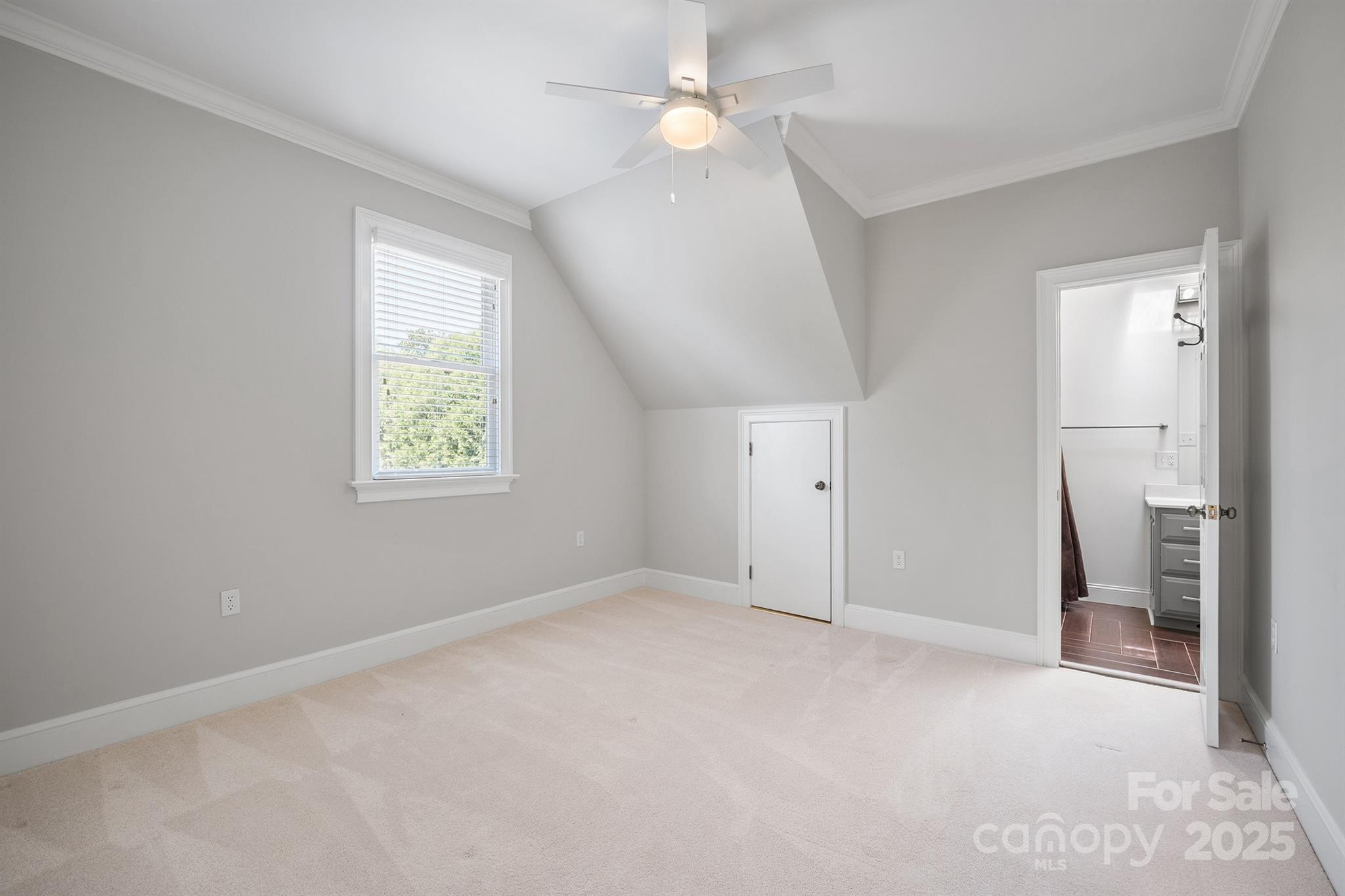 345 41st Avenue Place NW