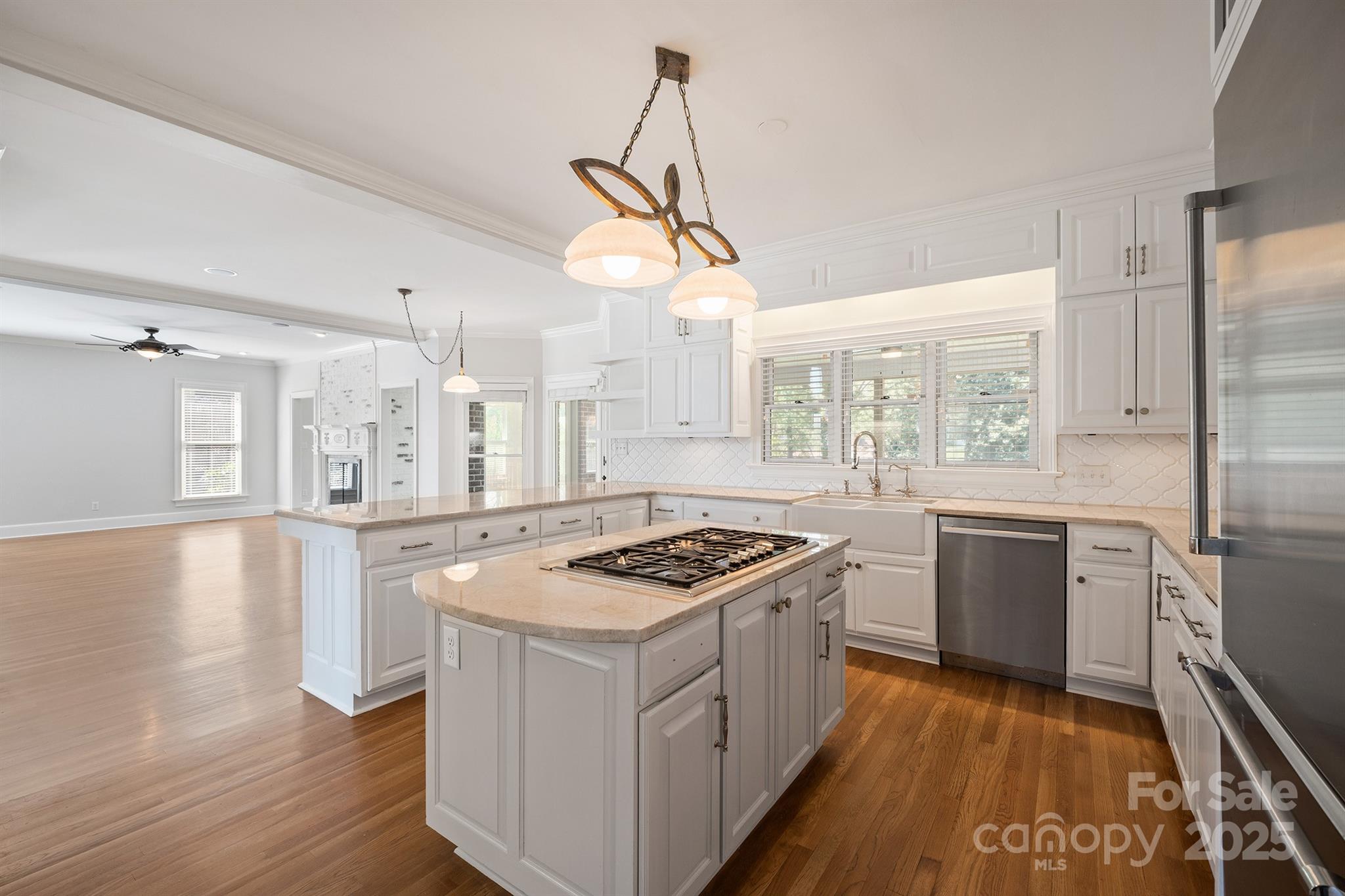 345 41st Avenue Place NW