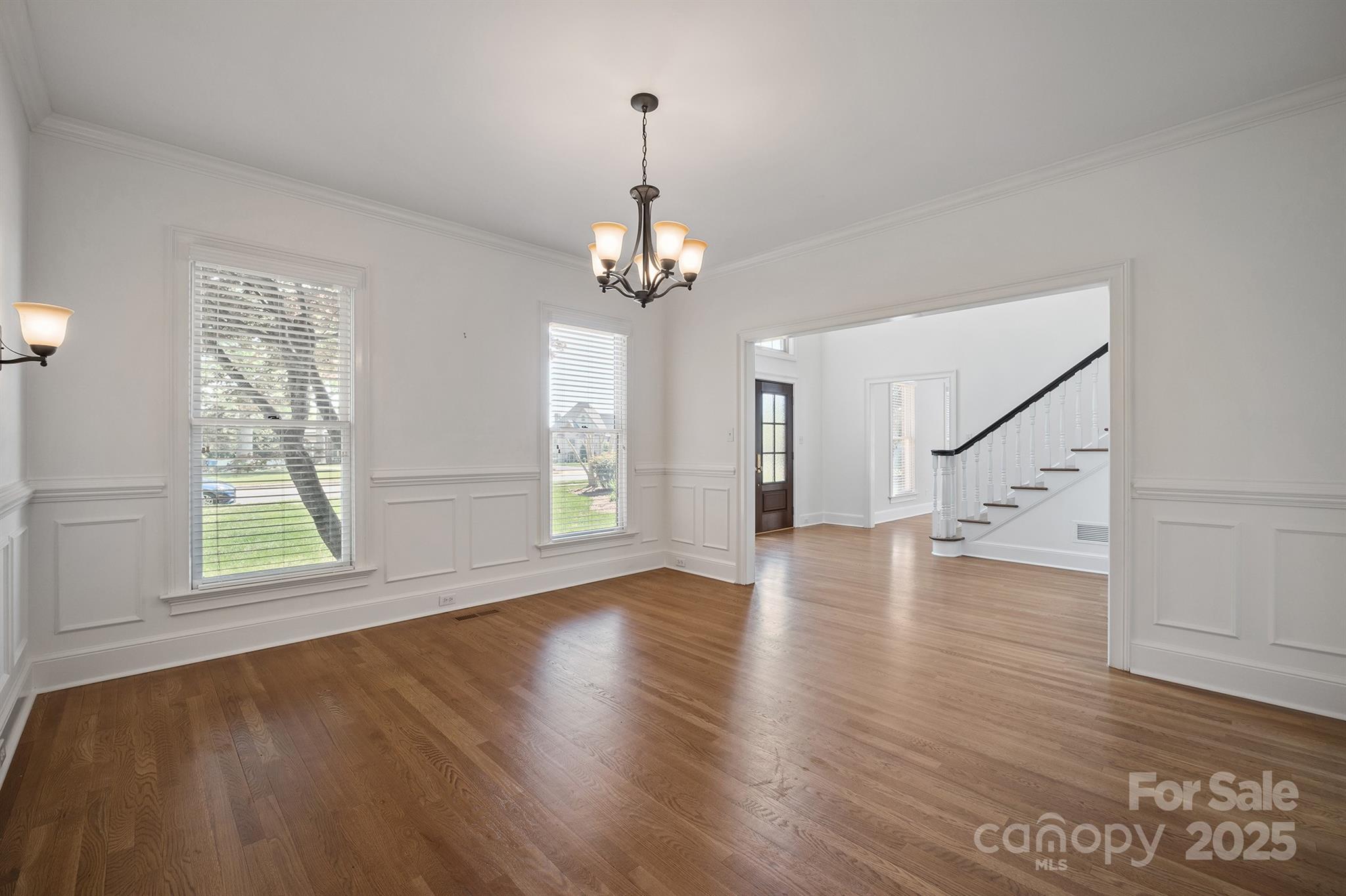 345 41st Avenue Place NW