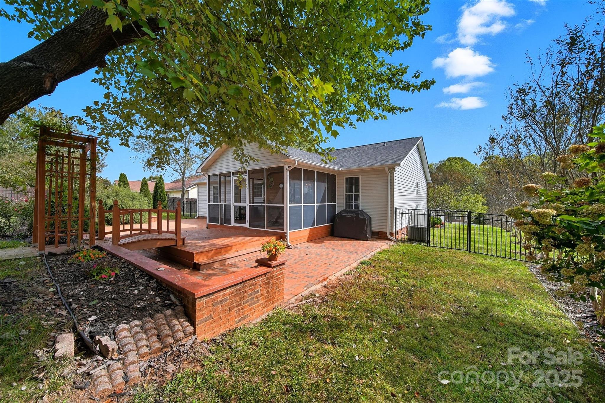 1641 Farmington Hills Drive