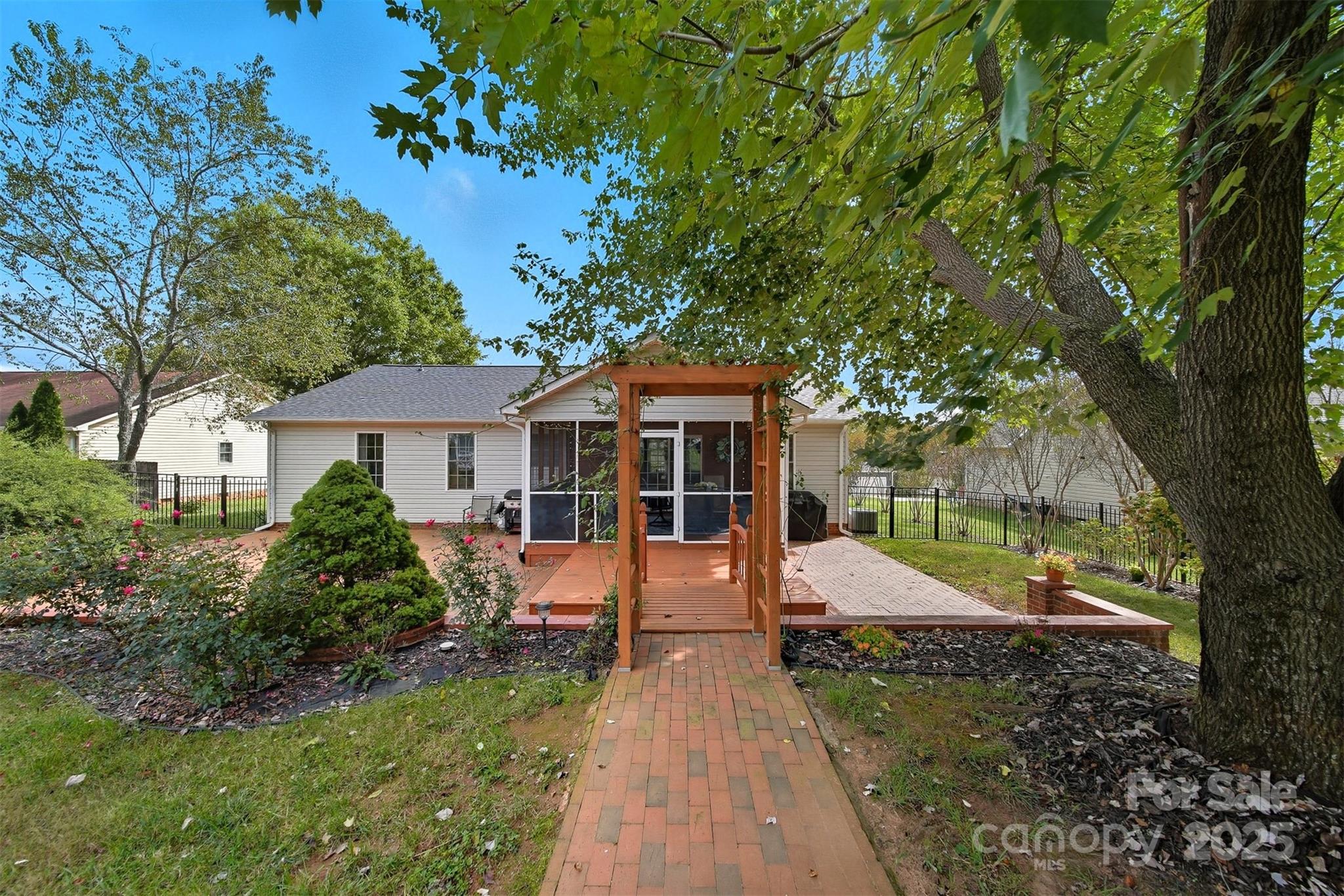 1641 Farmington Hills Drive