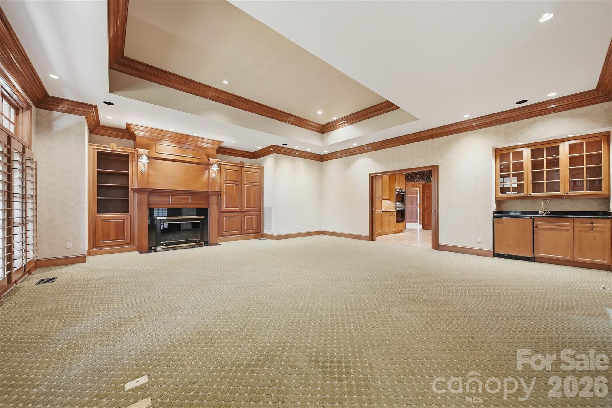 3619 Links Drive NE