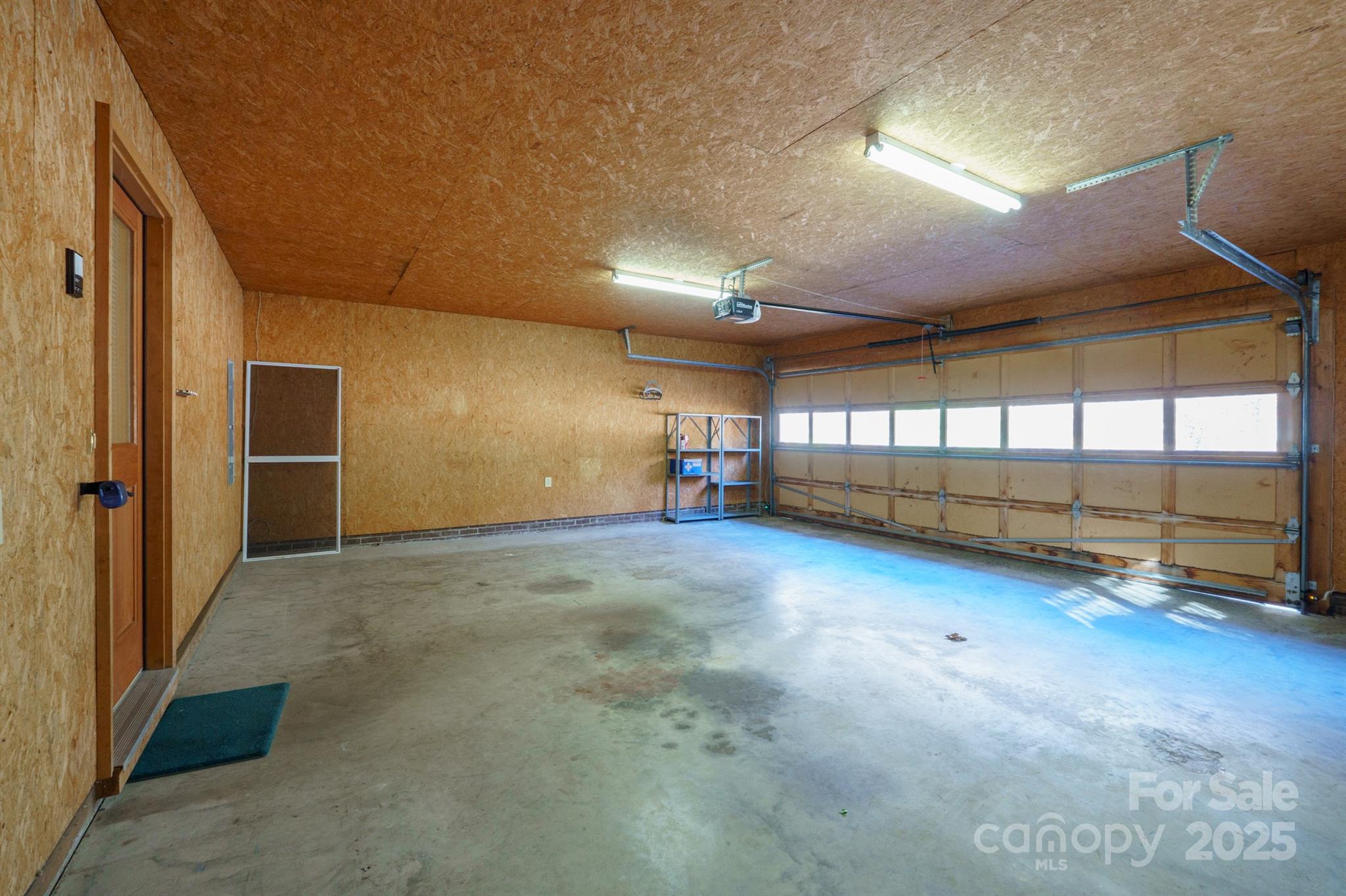 1065 Rollingwood Drive