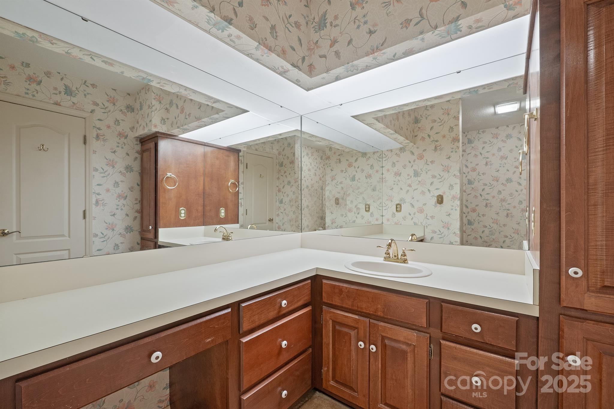 1065 Rollingwood Drive