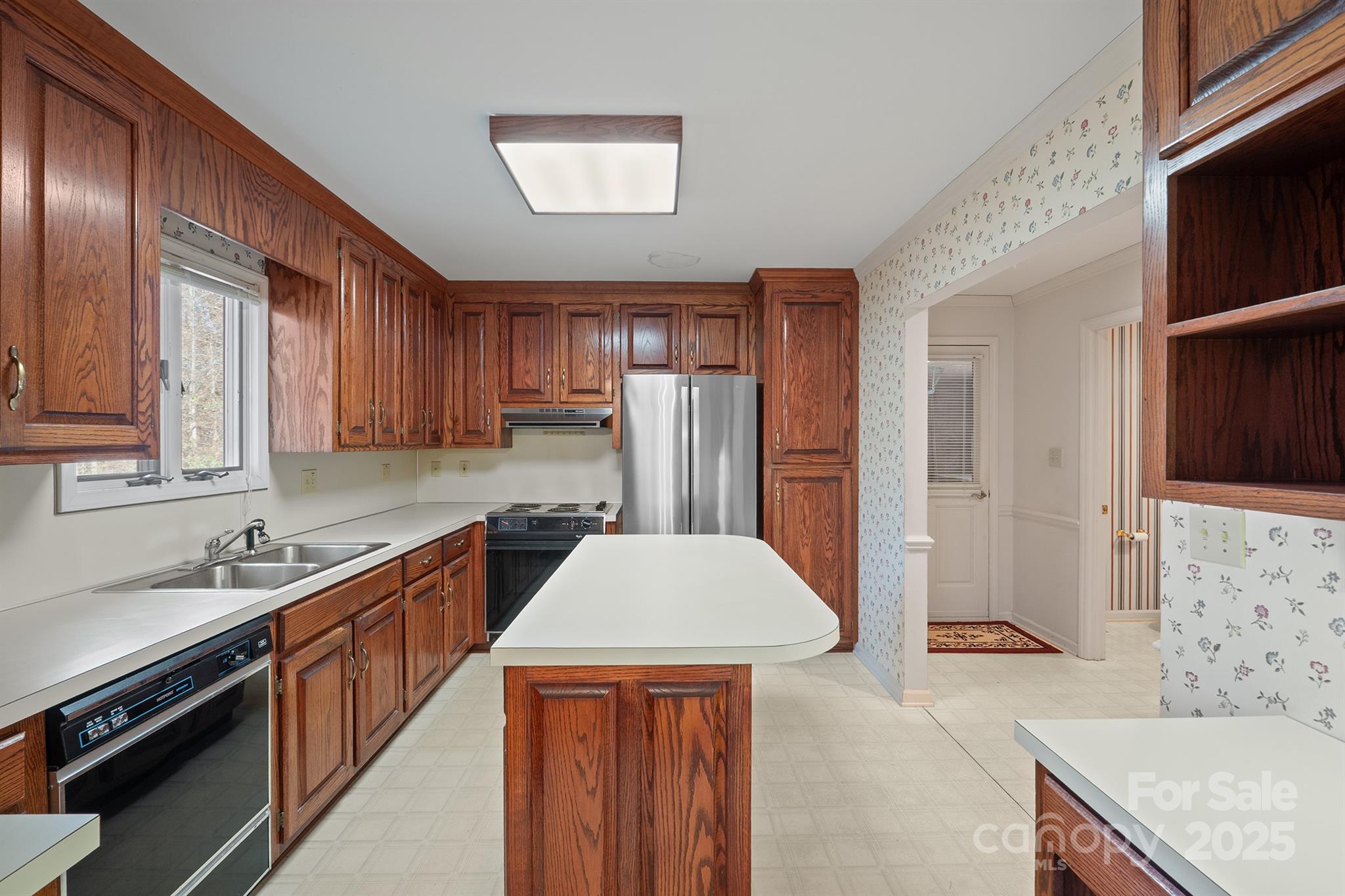 1065 Rollingwood Drive