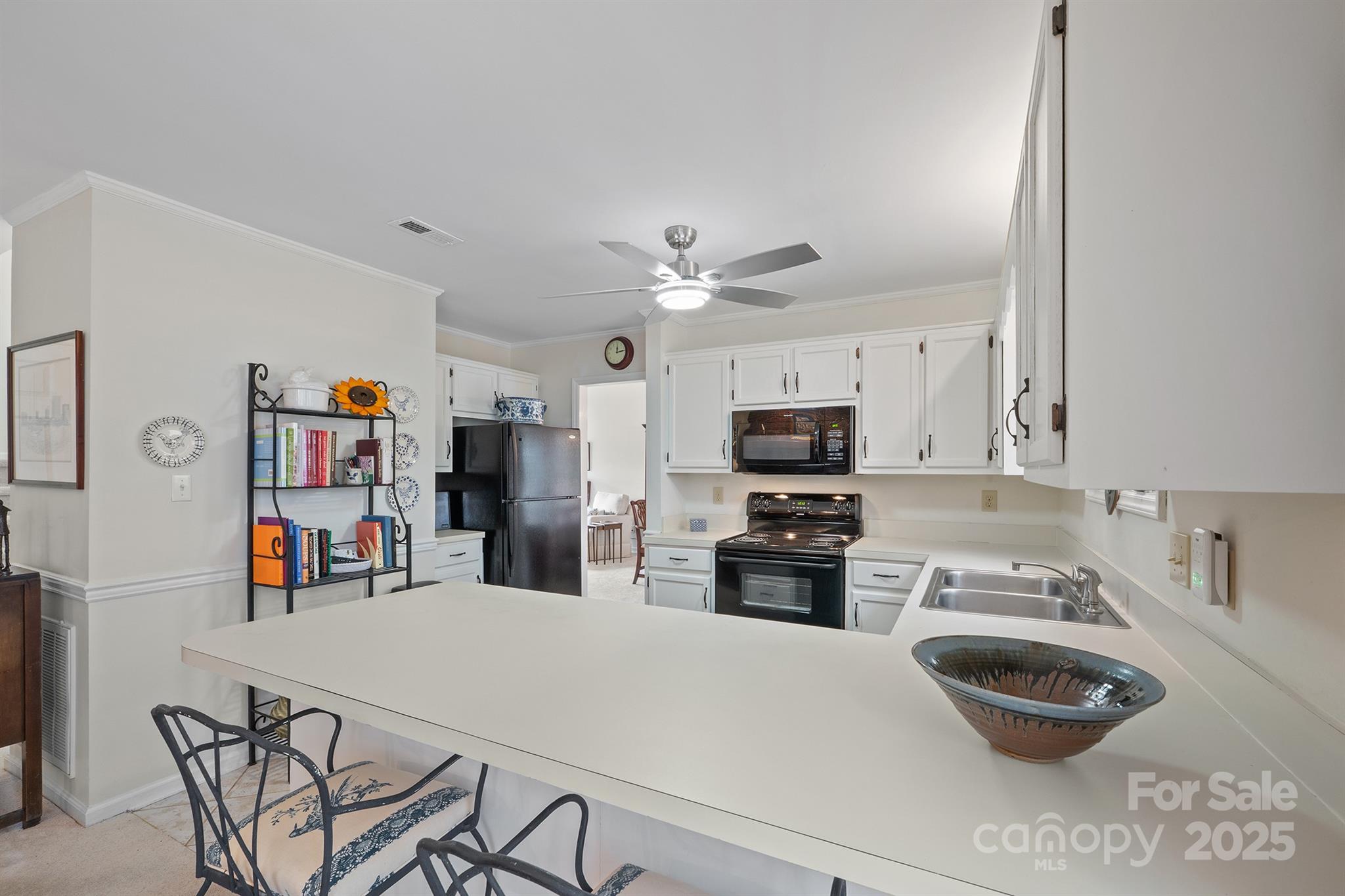 115 31st Avenue Court NE