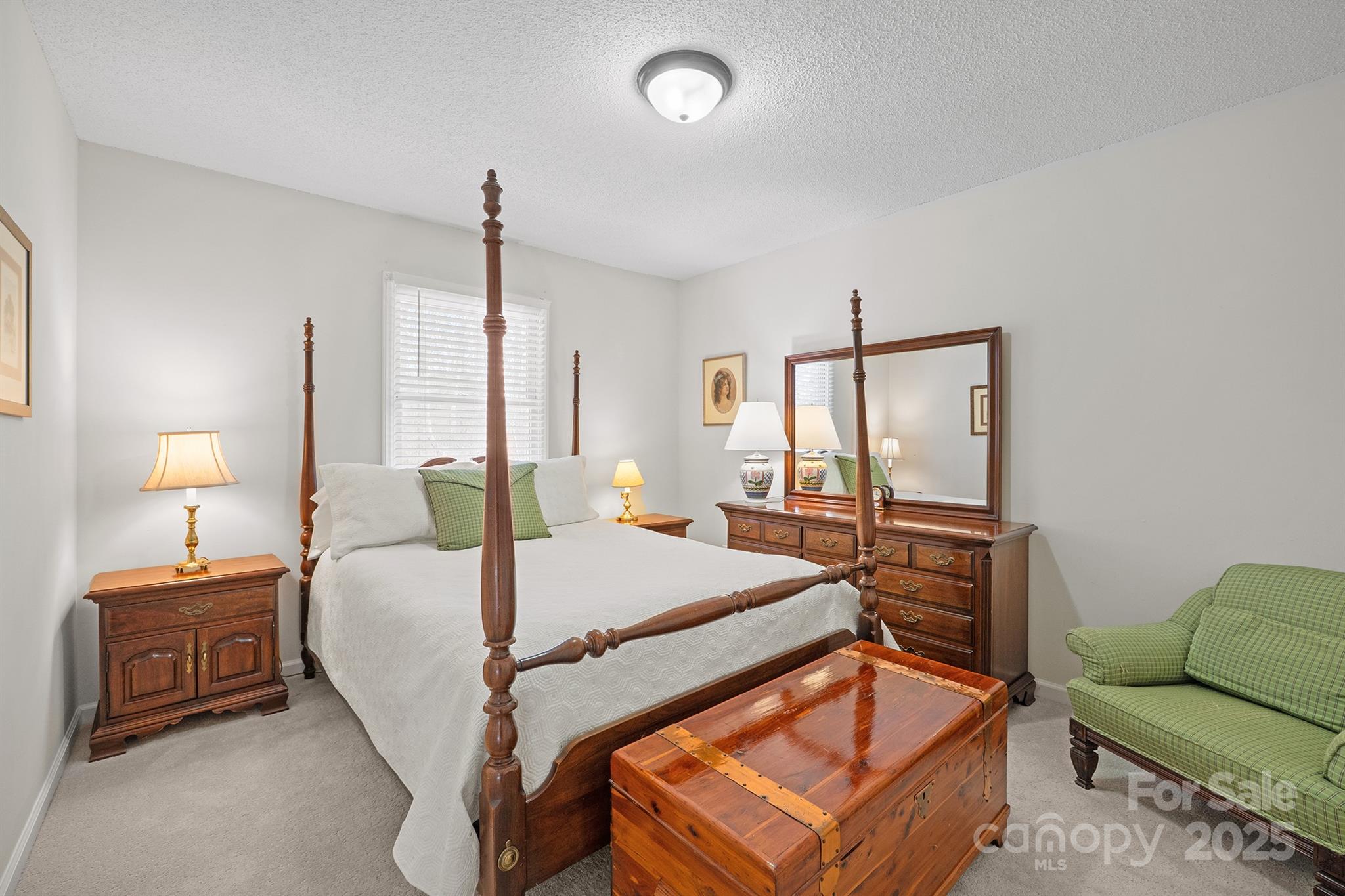 115 31st Avenue Court NE