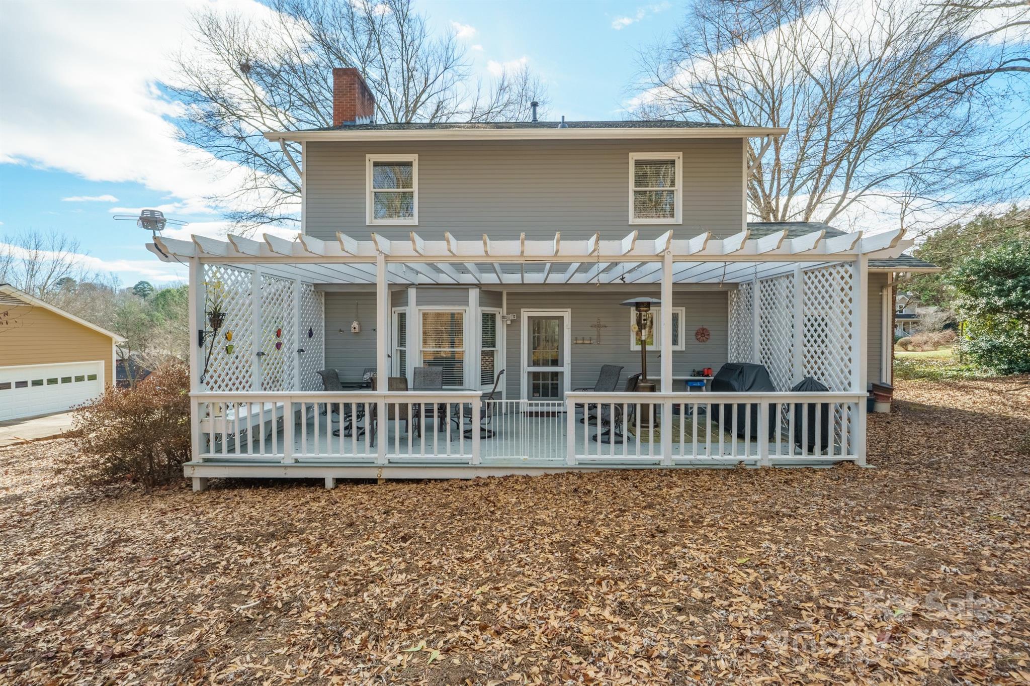 115 31st Avenue Court NE