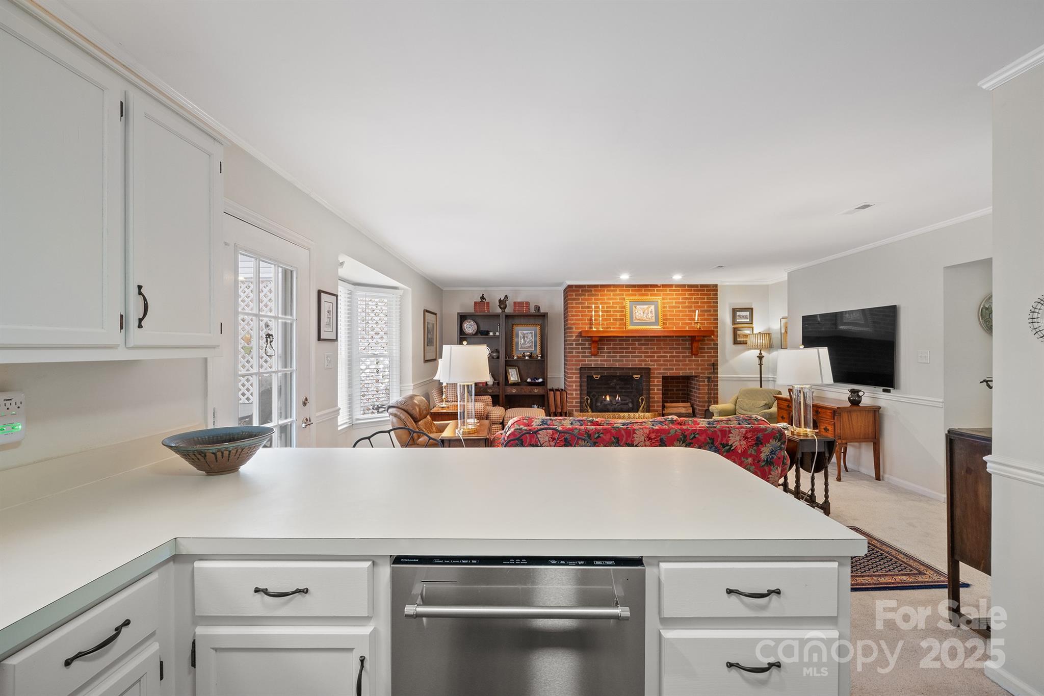 115 31st Avenue Court NE