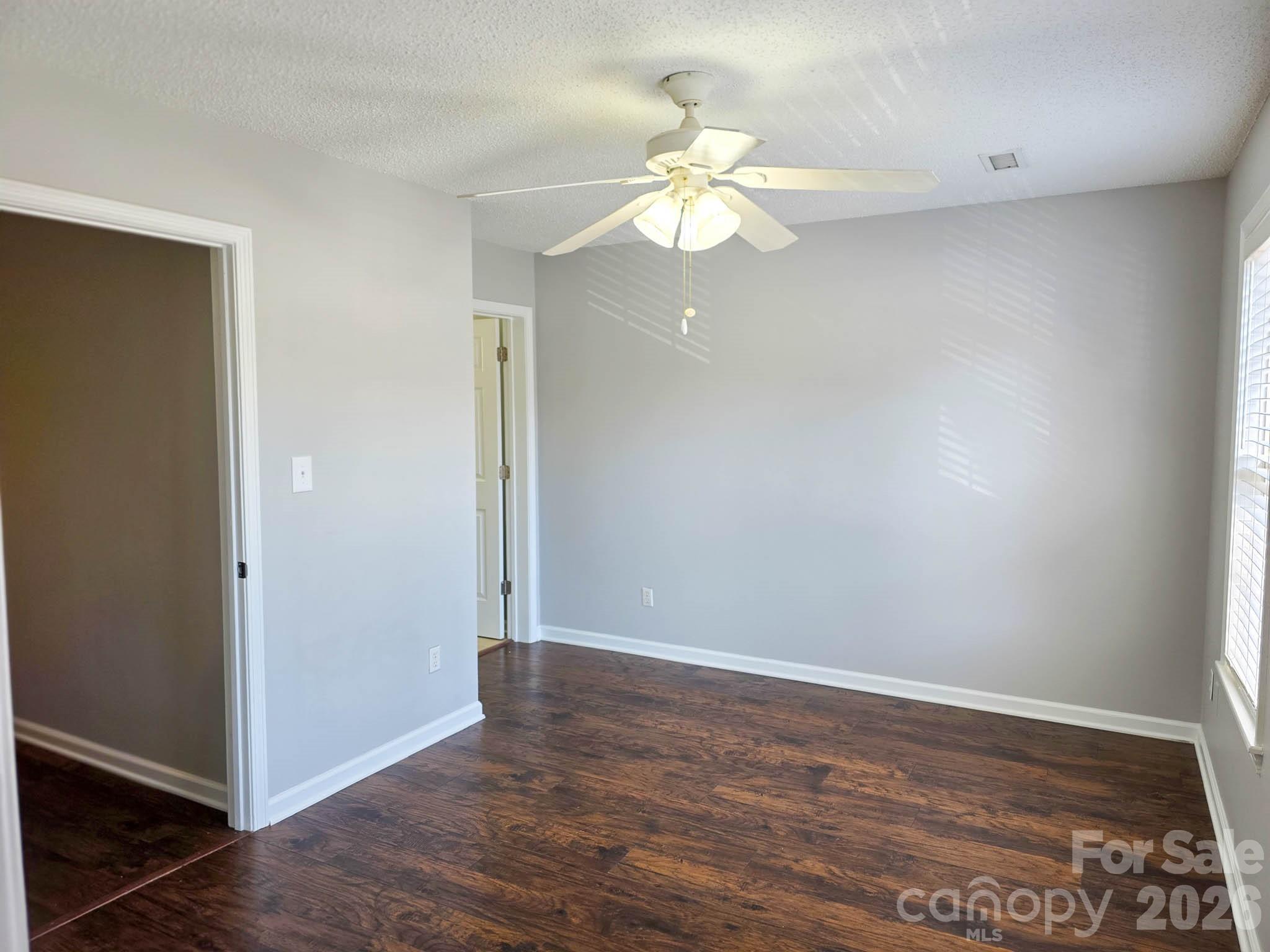 1491 20th Avenue NE Unit: 4