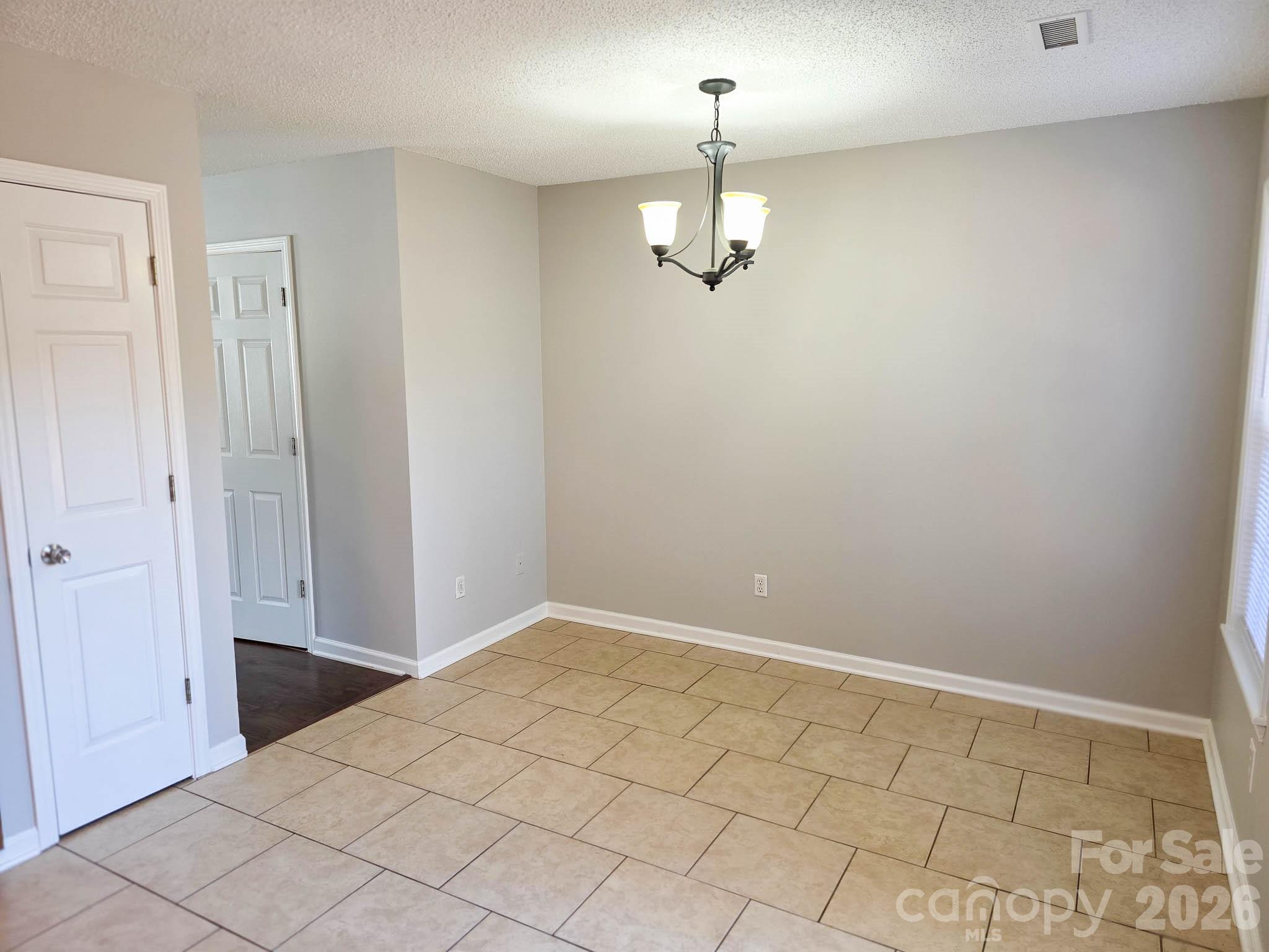 1491 20th Avenue NE Unit: 4