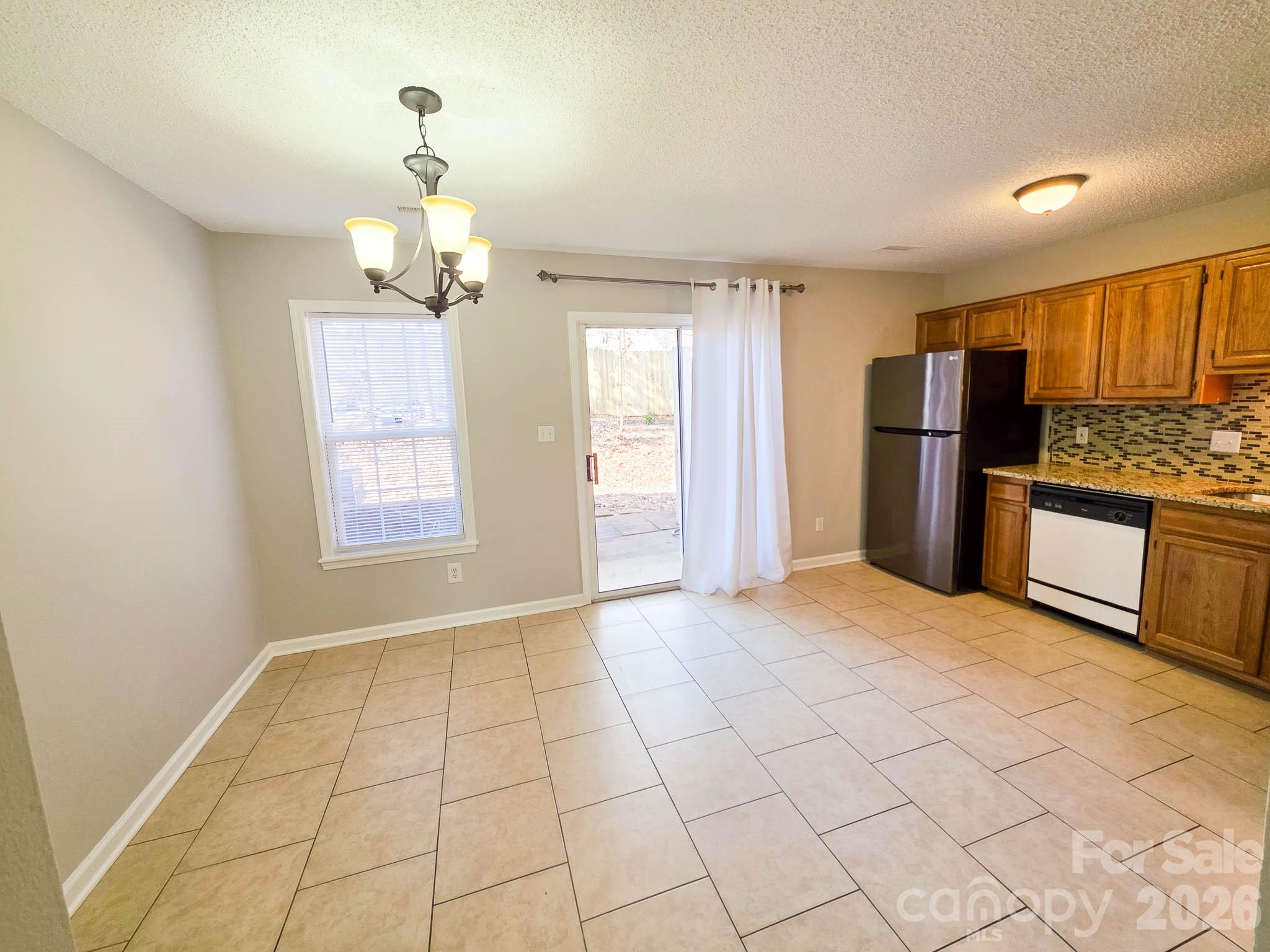 1491 20th Avenue NE Unit: 4