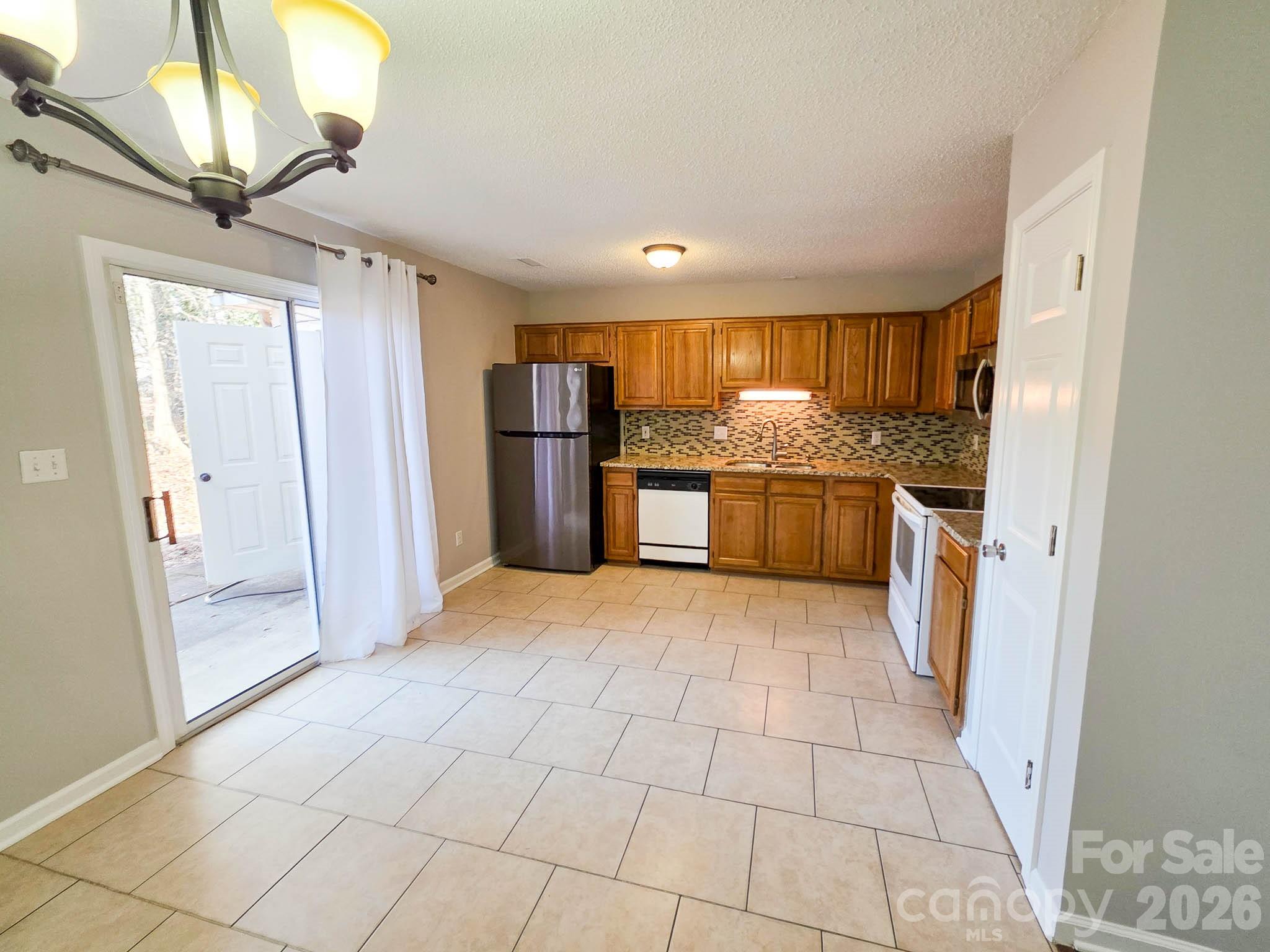 1491 20th Avenue NE Unit: 4