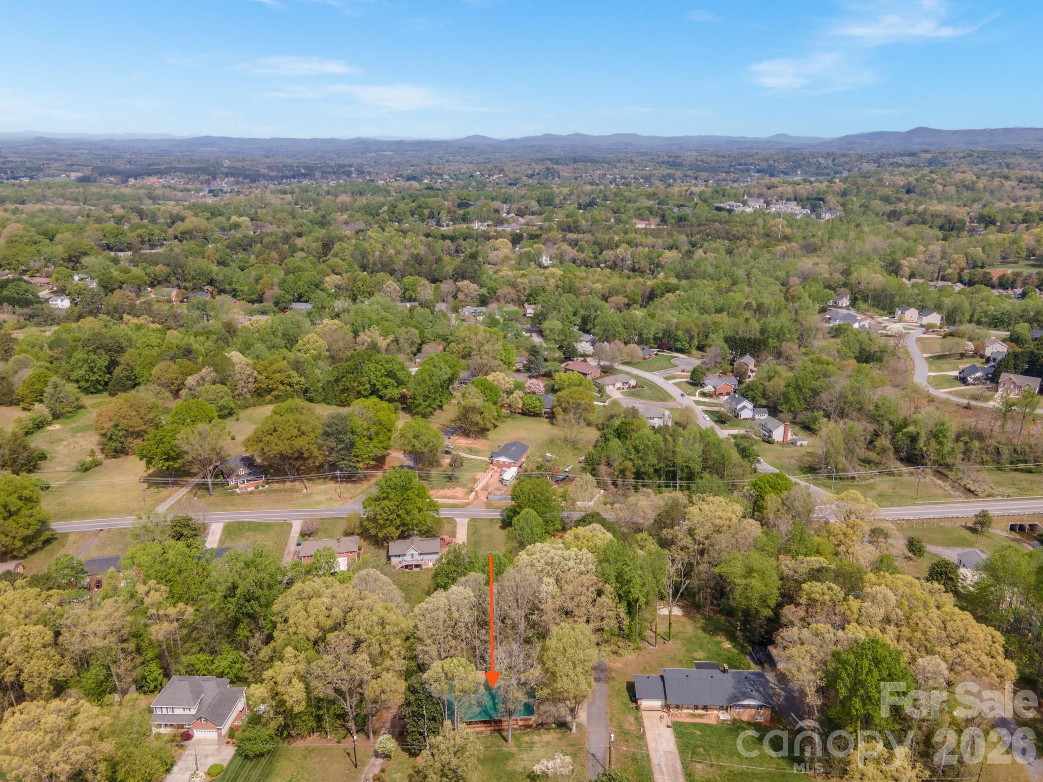 465 28th Avenue Lane NE