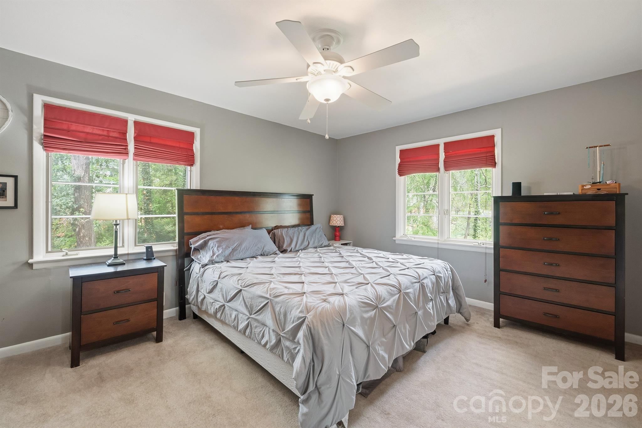 465 28th Avenue Lane NE