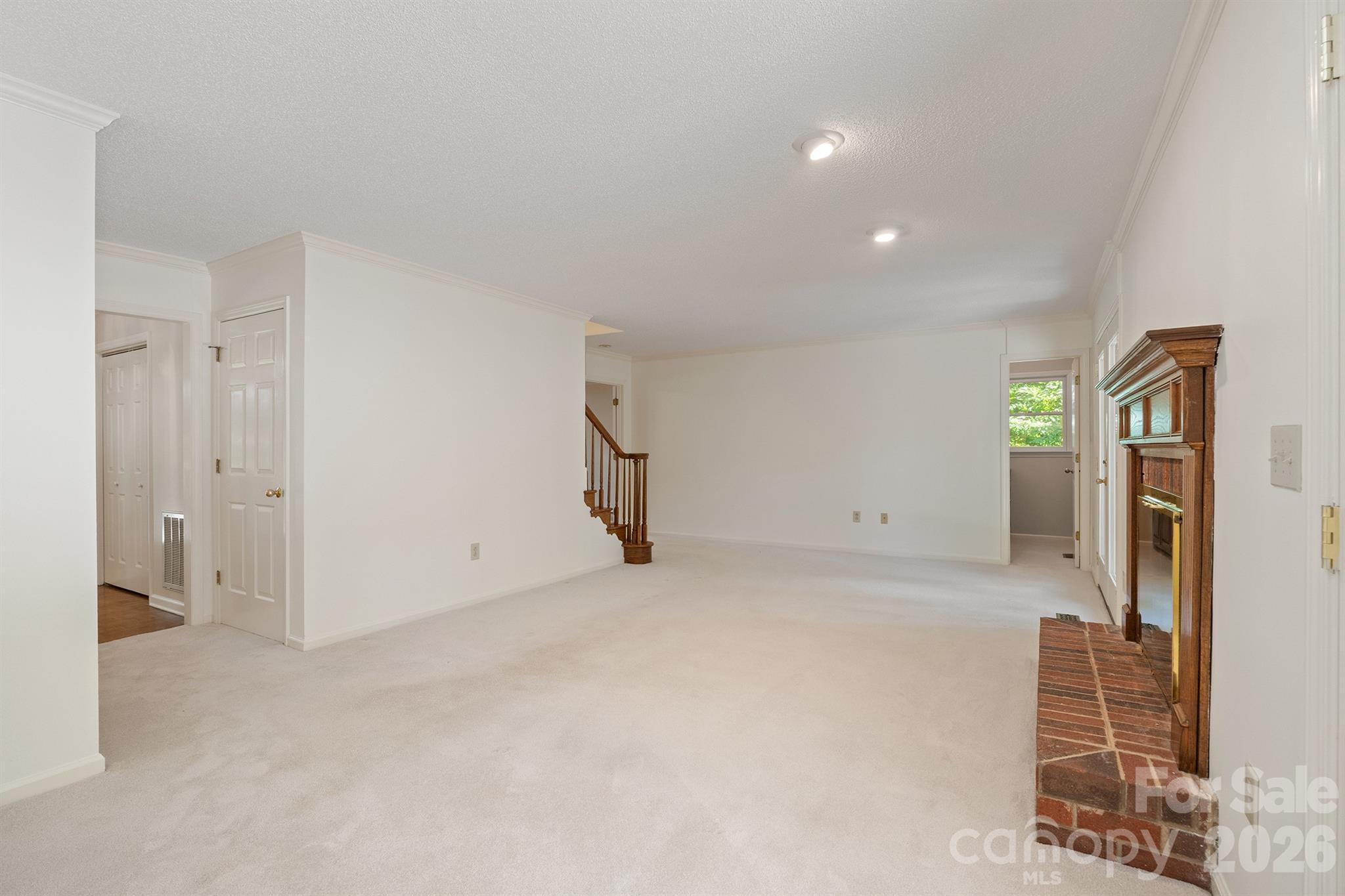 2150 9th Street NW