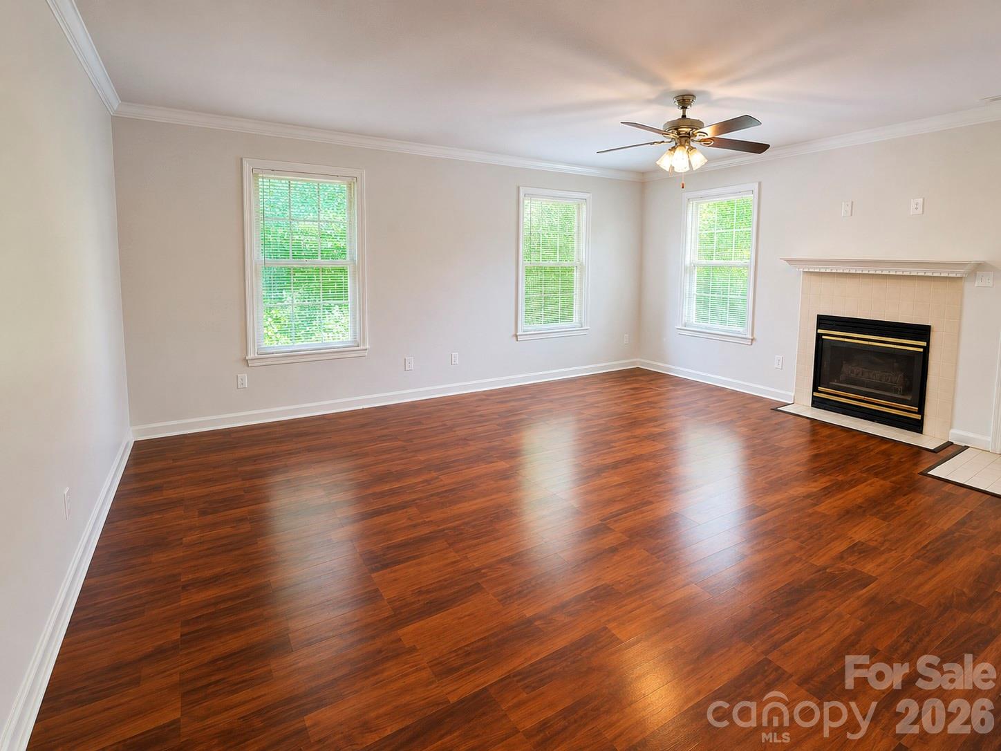 1491 20th Avenue NE Unit: 6