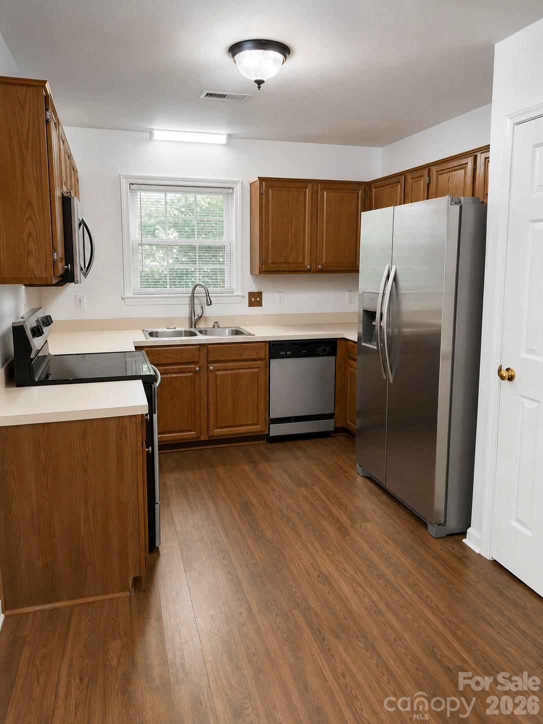1491 20th Avenue NE Unit: 6