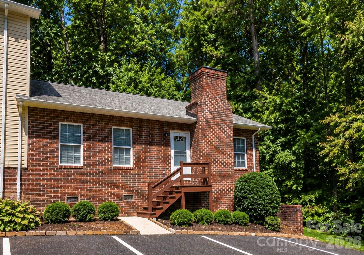 1491 20th Avenue NE Unit: 6