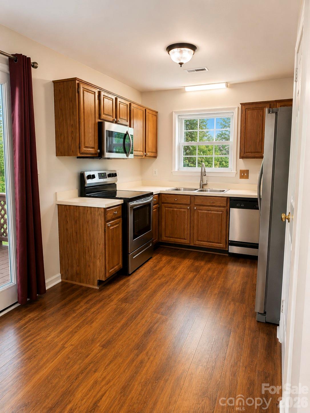 1491 20th Avenue NE Unit: 6