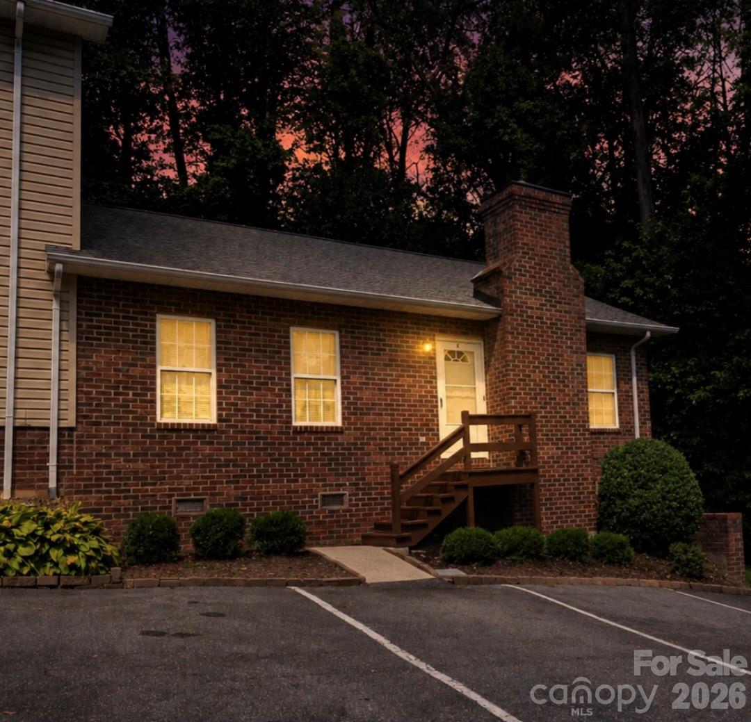 1491 20th Avenue NE Unit: 6