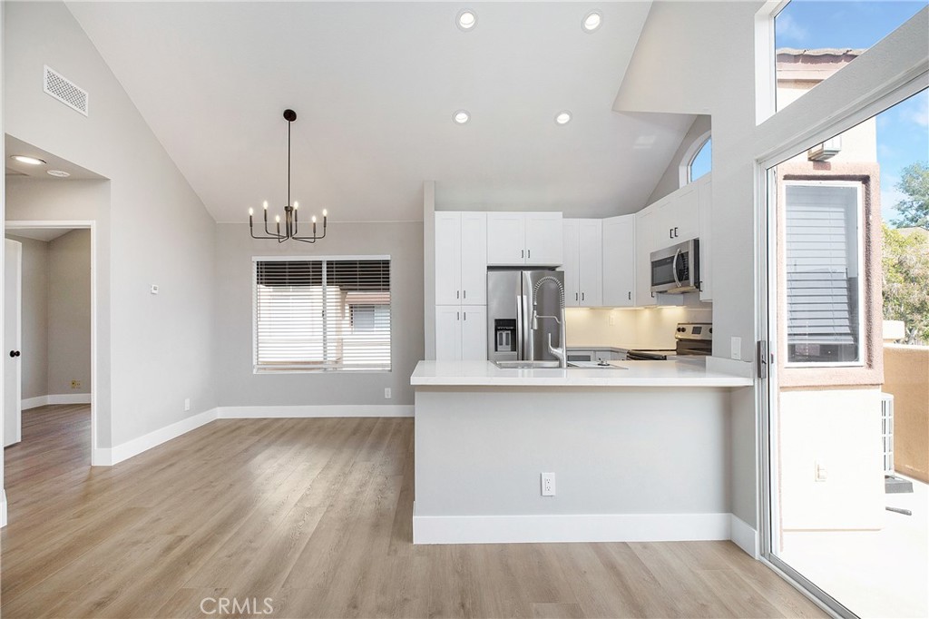9 Baycrest Place