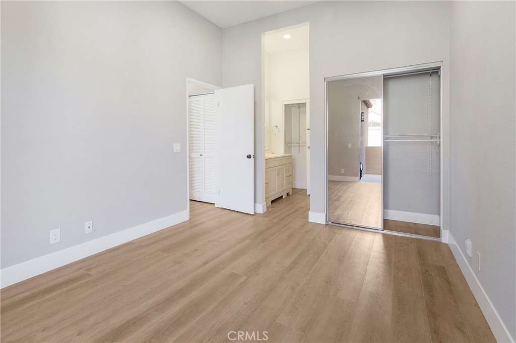 9 Baycrest Place