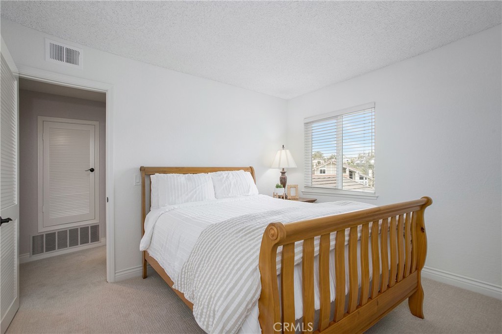 24702 Queens Court
