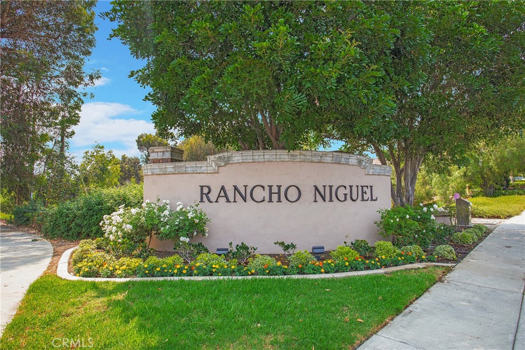 24702 Queens Court