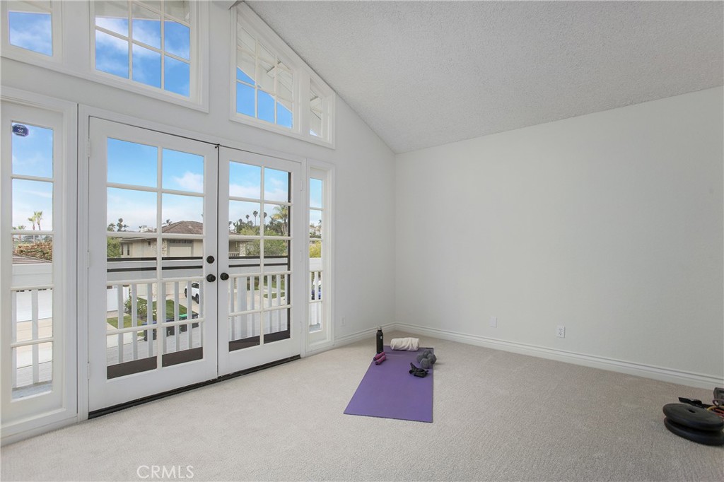 24702 Queens Court