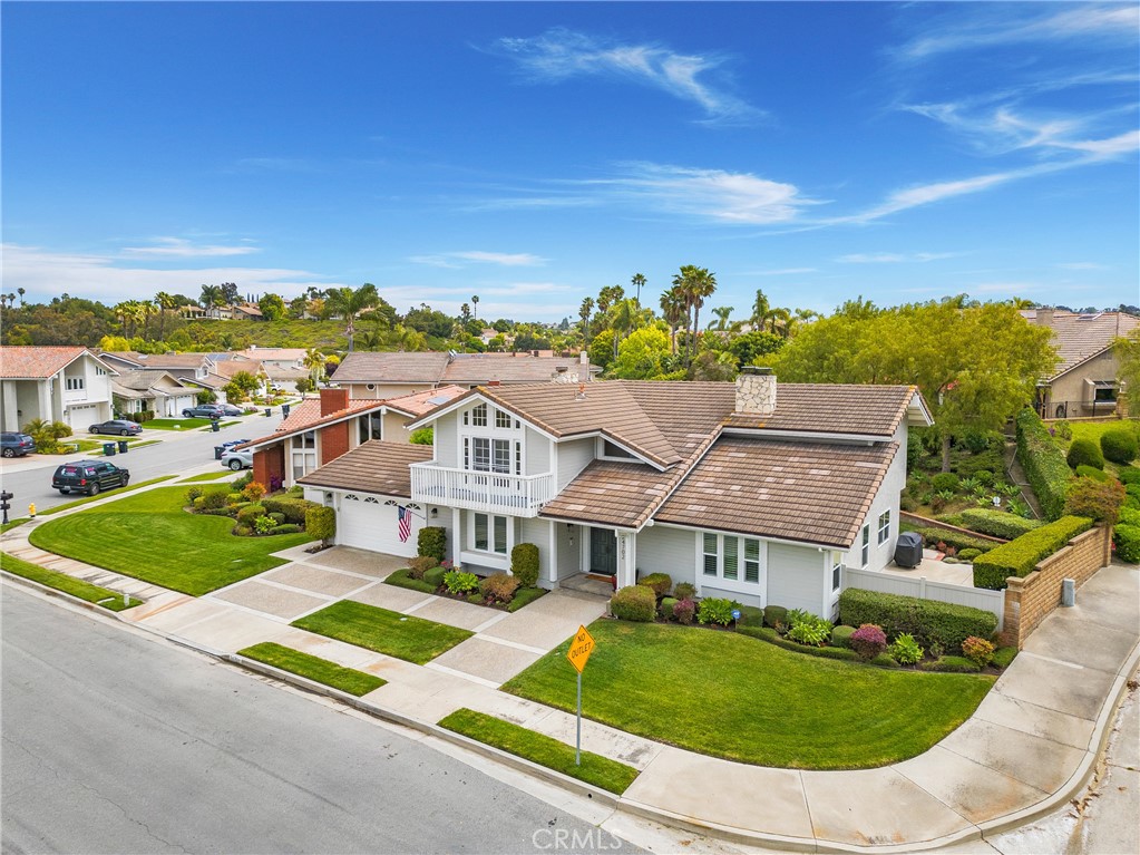 24702 Queens Court