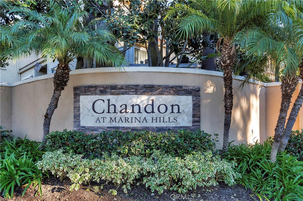 48 Chandon