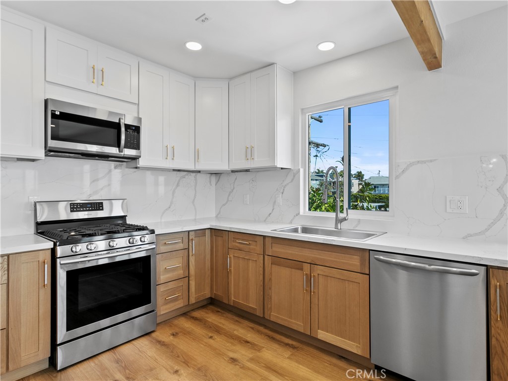 33892 Violet Lantern St