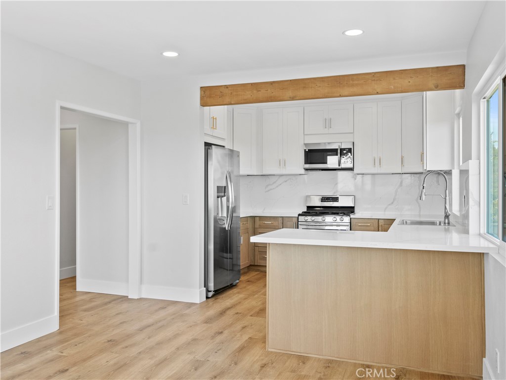 33892 Violet Lantern St