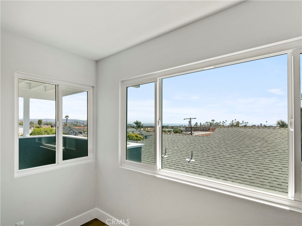 33892 Violet Lantern St