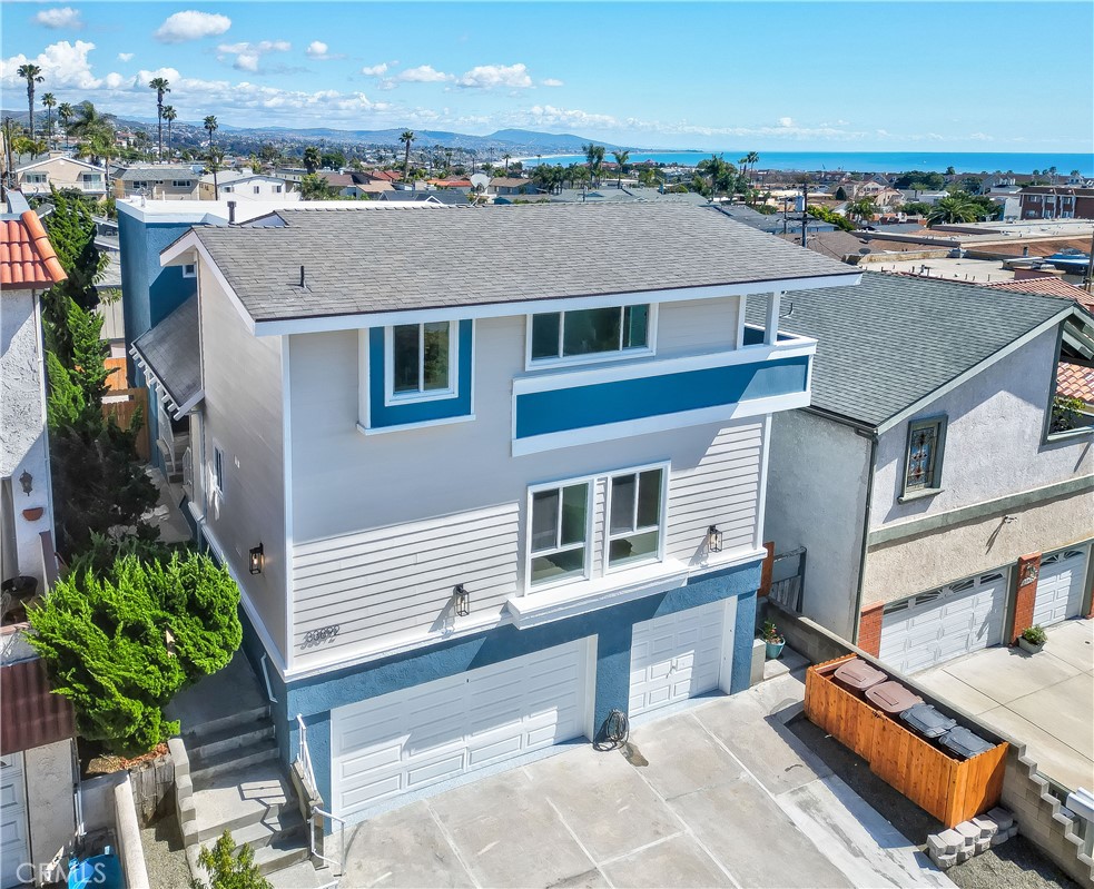 33892 Violet Lantern St