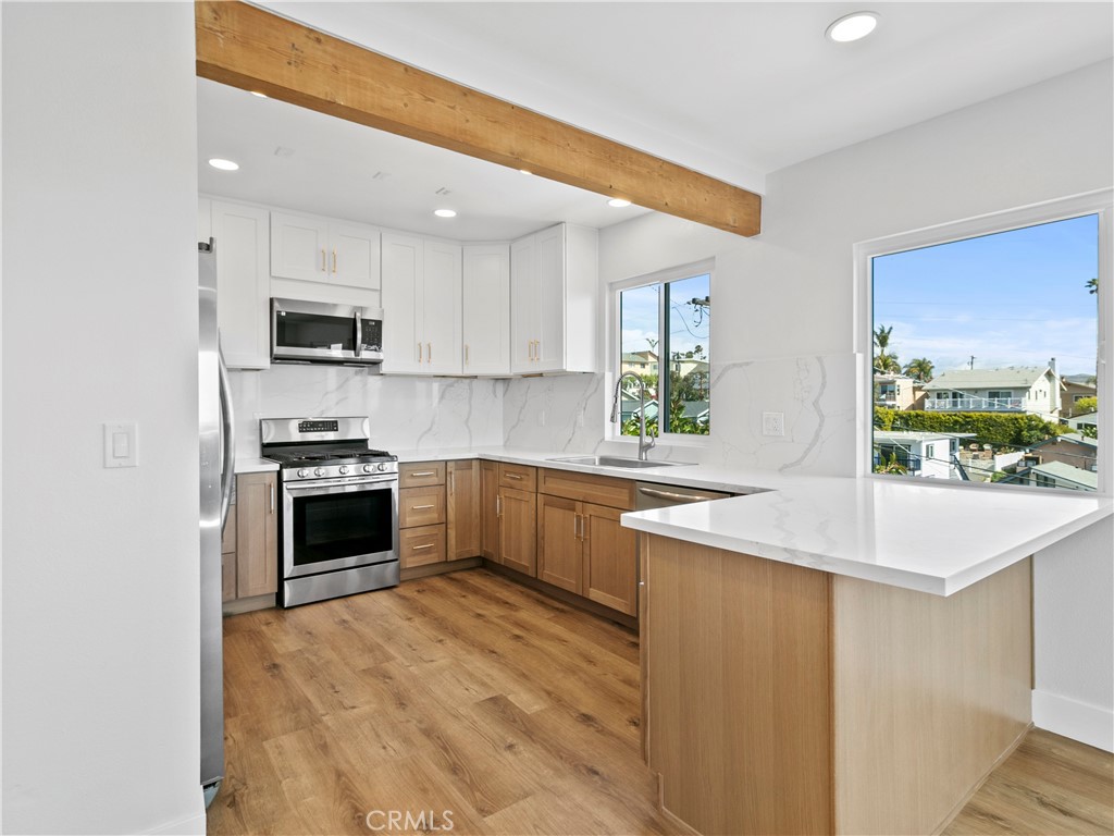 33892 Violet Lantern St