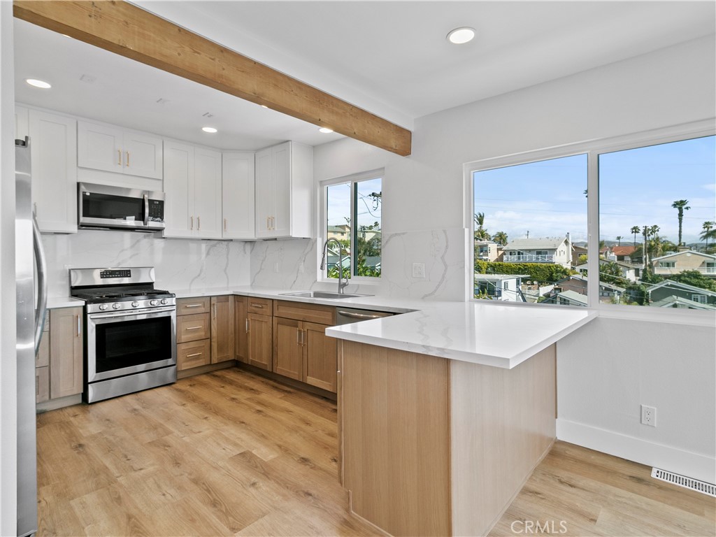 33892 Violet Lantern St