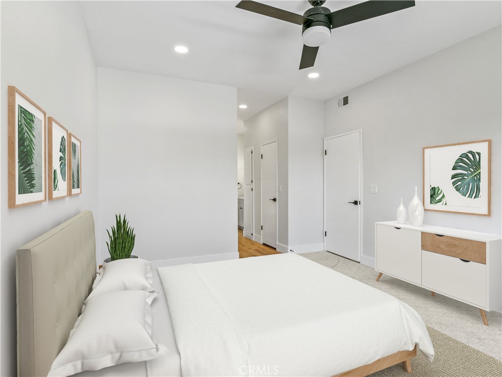 33892 Violet Lantern St