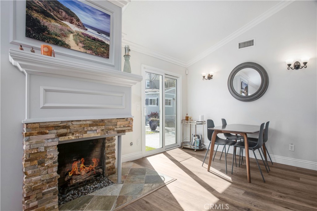 42 Baroness Lane