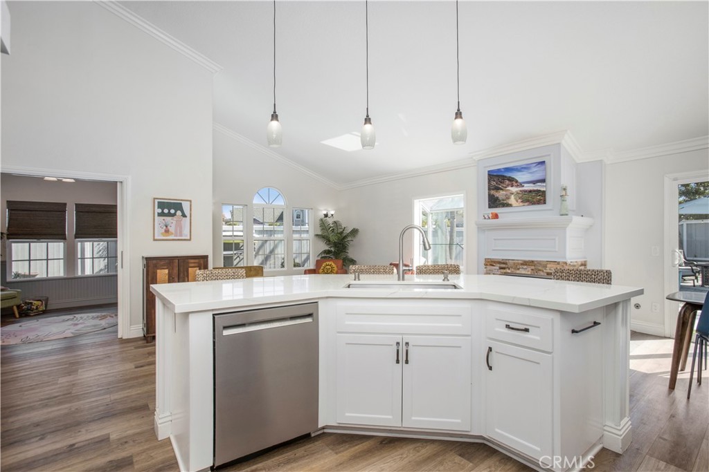 42 Baroness Lane