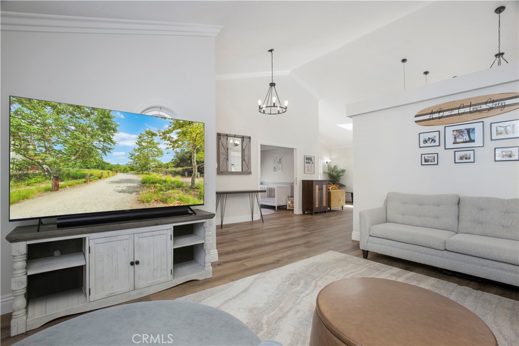 42 Baroness Lane