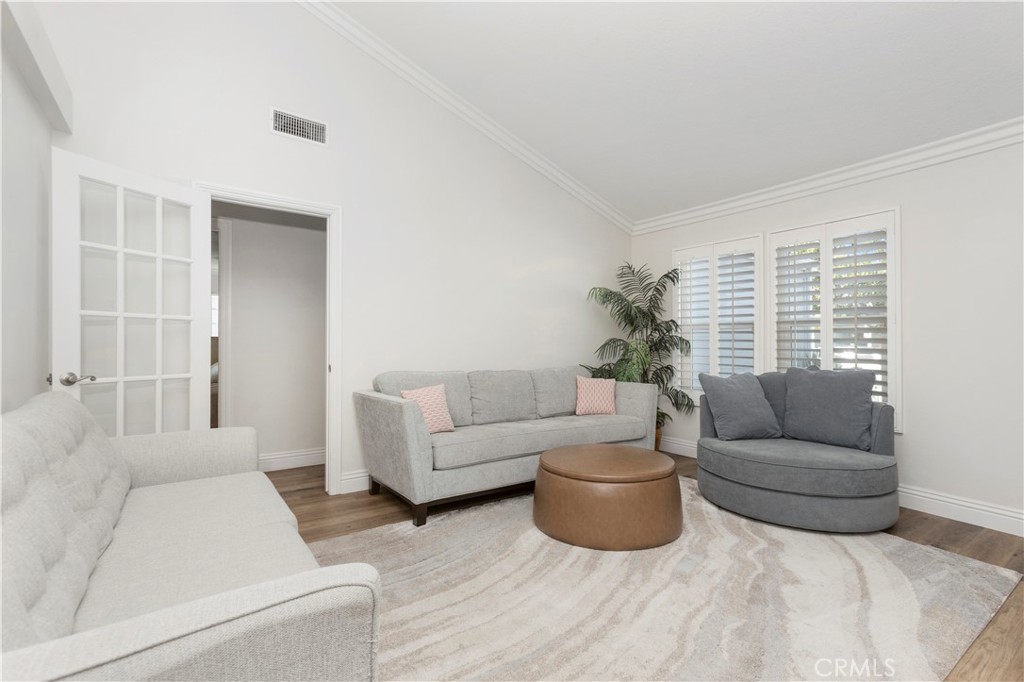 42 Baroness Lane