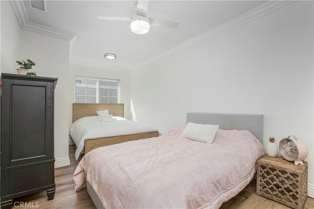 42 Baroness Lane