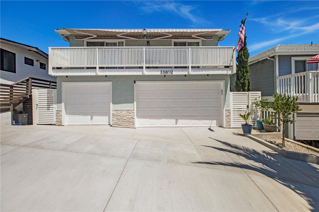 33802 Violet Lantern Street