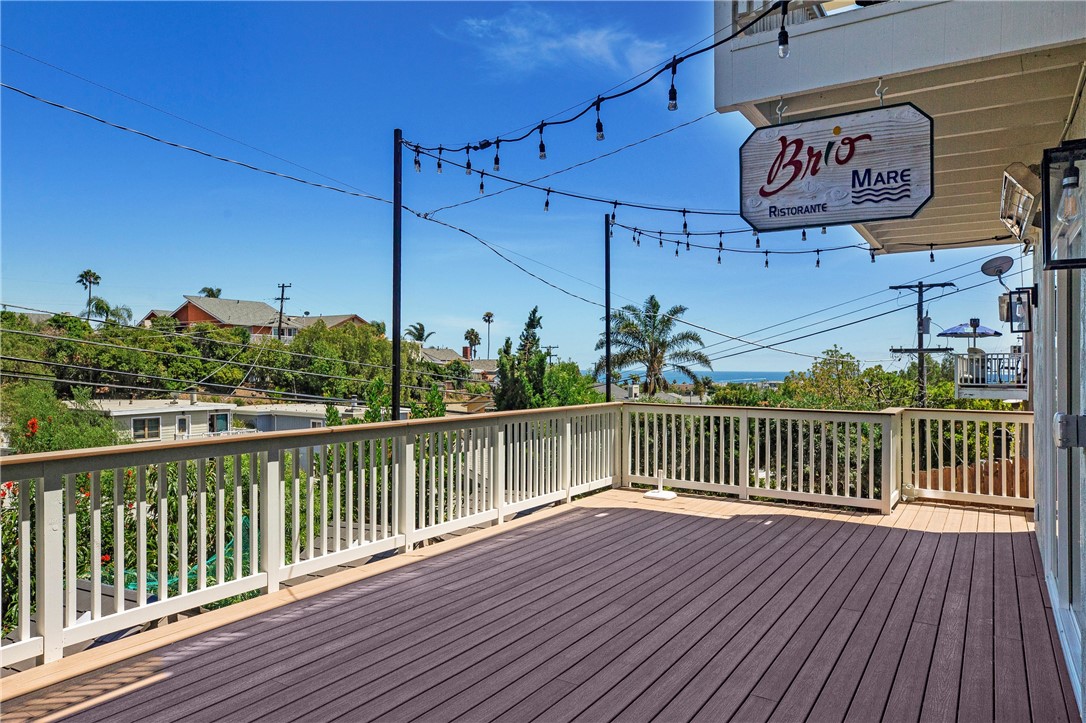 33802 Violet Lantern Street