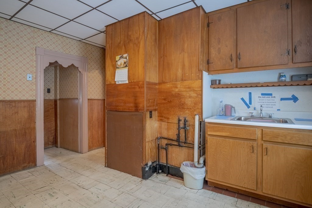20 Alston St