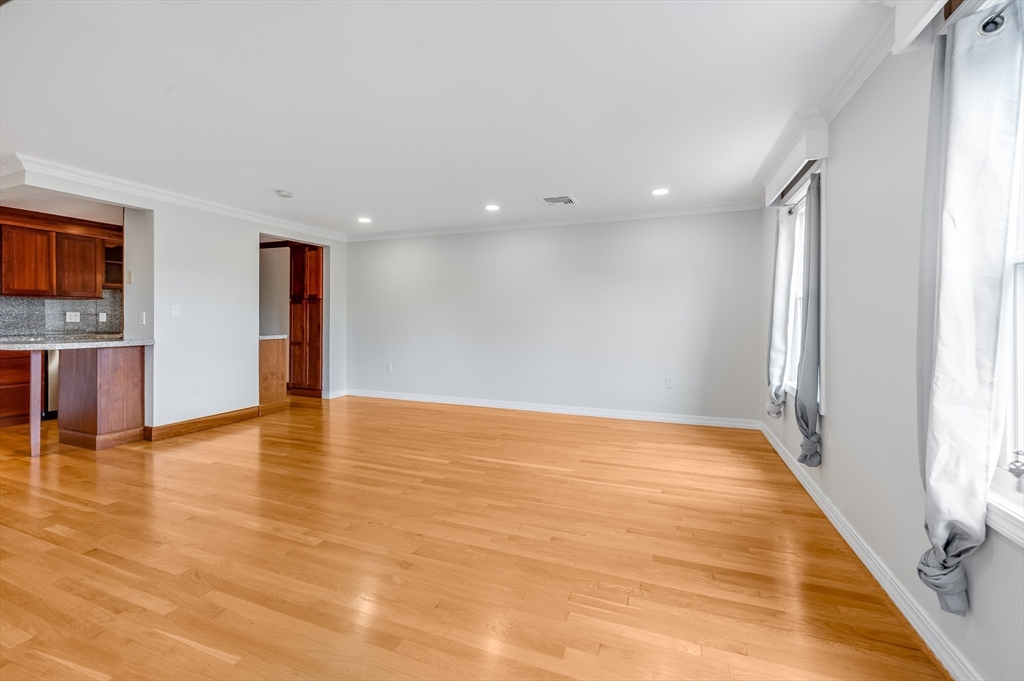 212 Humphrey Street # 205