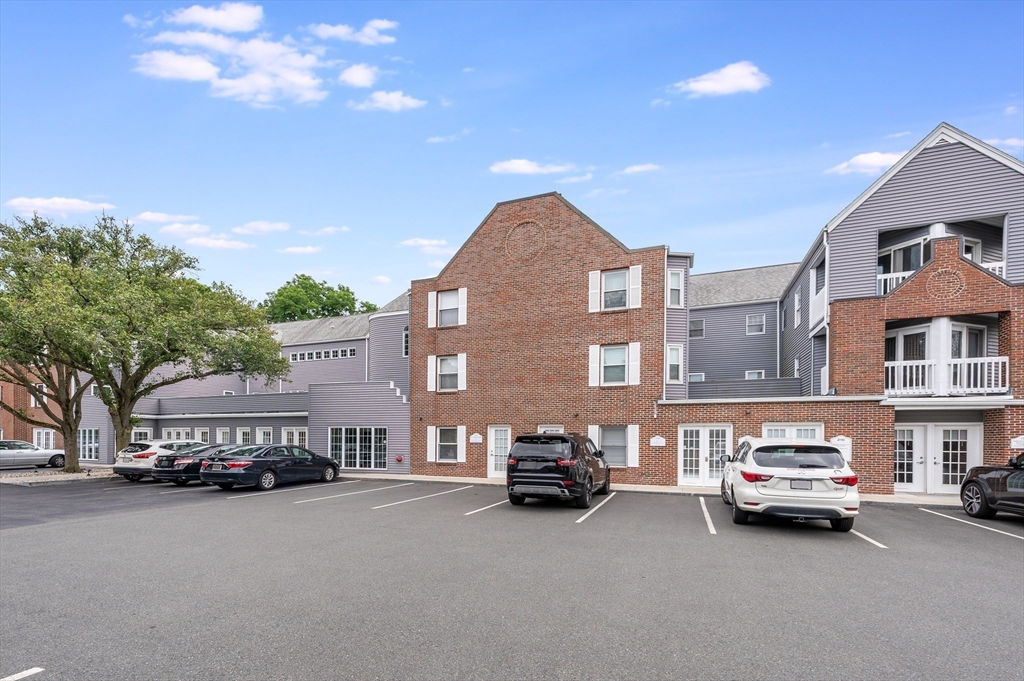 212 Humphrey Street # 205